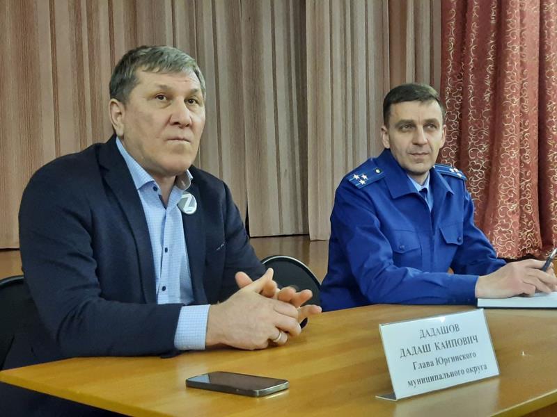 Глава округа Дадаш Дадашов встретился с жителями поселка Заозерный