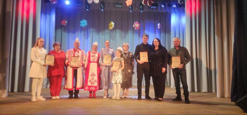 В КуZбассе продолжается прием заявок на фестиваль-конкурс «Поем всей семьей»